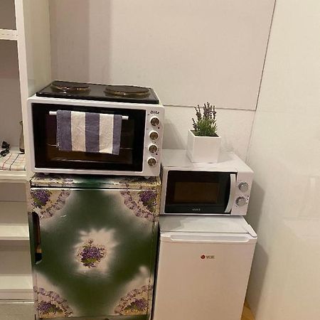 Self Check-In Studio With Wi-Fi And Parking Place Appartement Zagreb Buitenkant foto